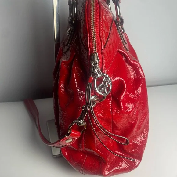 Coach Poppy RARE Flower Applique Patent Leather Bucket Bag - Picture 12 of 15